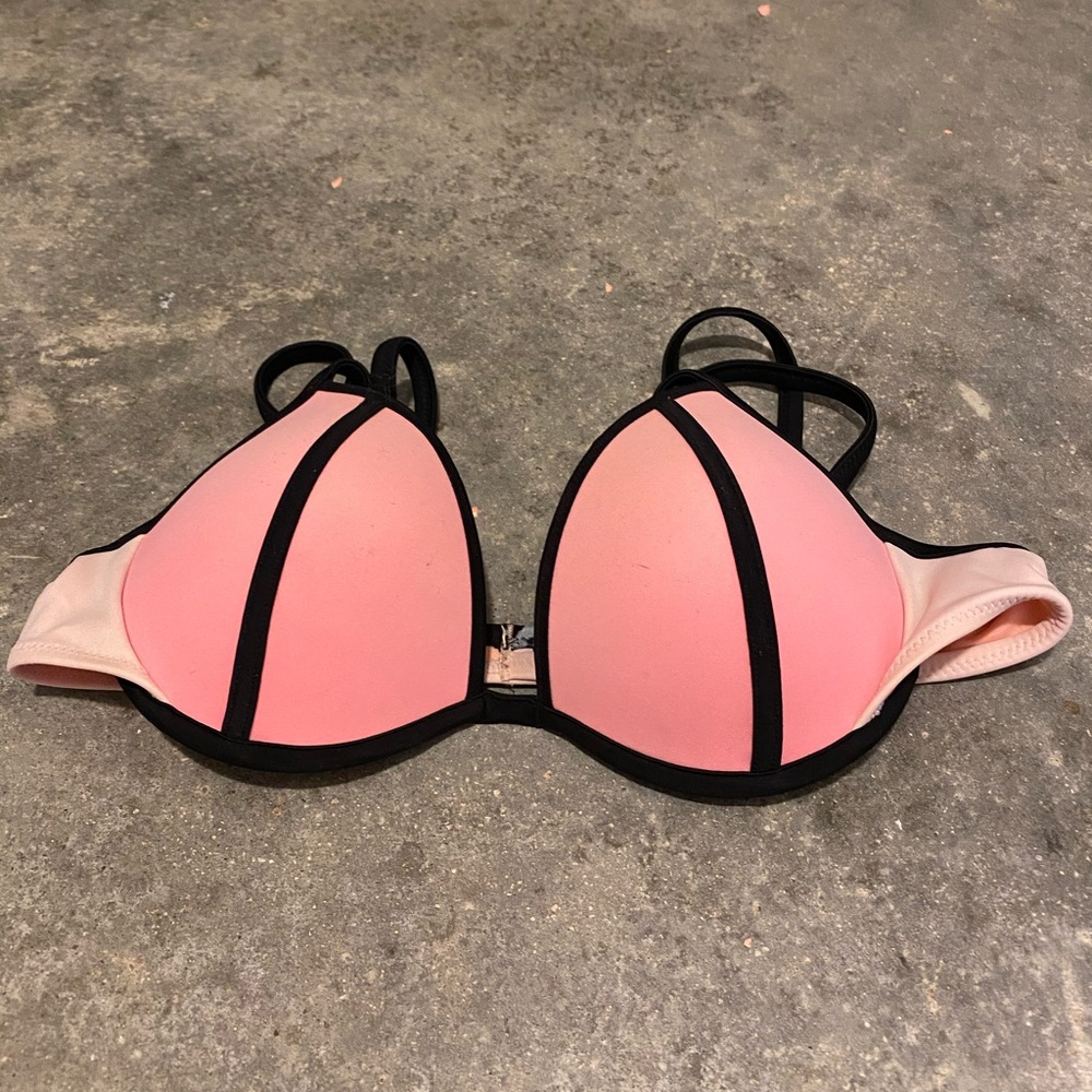 Vitoria secret “triangle” swimsuit top